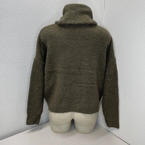 Lauren Ralph Lauren Cable Knit Turtleneck Sweater – Size M (NWT) - Picture 2 of 6